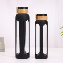 Eco Friendly BPA Free Sport Glass Bottle Silicone Sleeve with Bamboo Lid